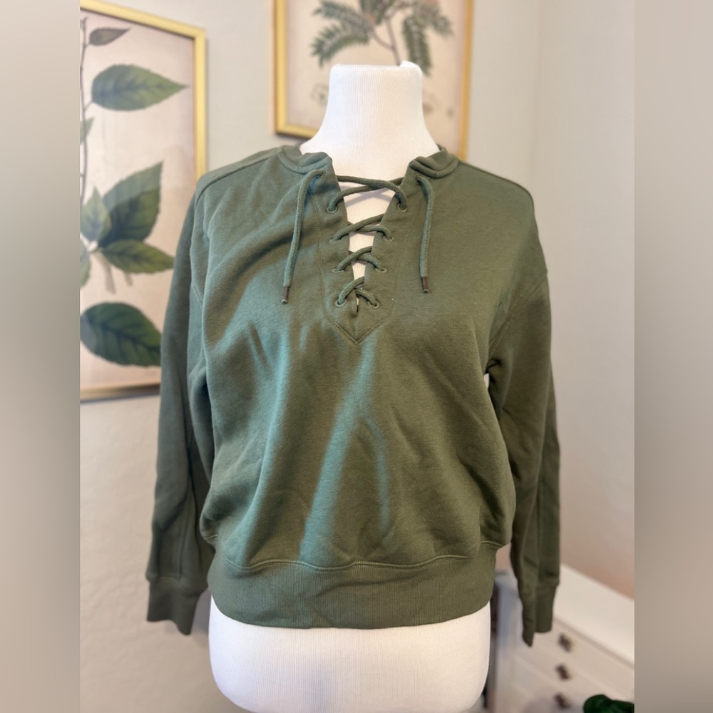 Old Navy Women’s Sweater